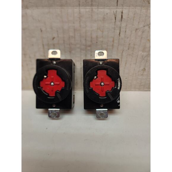 Hubbell HBL20443 Hubbellock Receptacle, 30 amp, 480V, 3 Pole 4 Wire - Picture 1 of 8